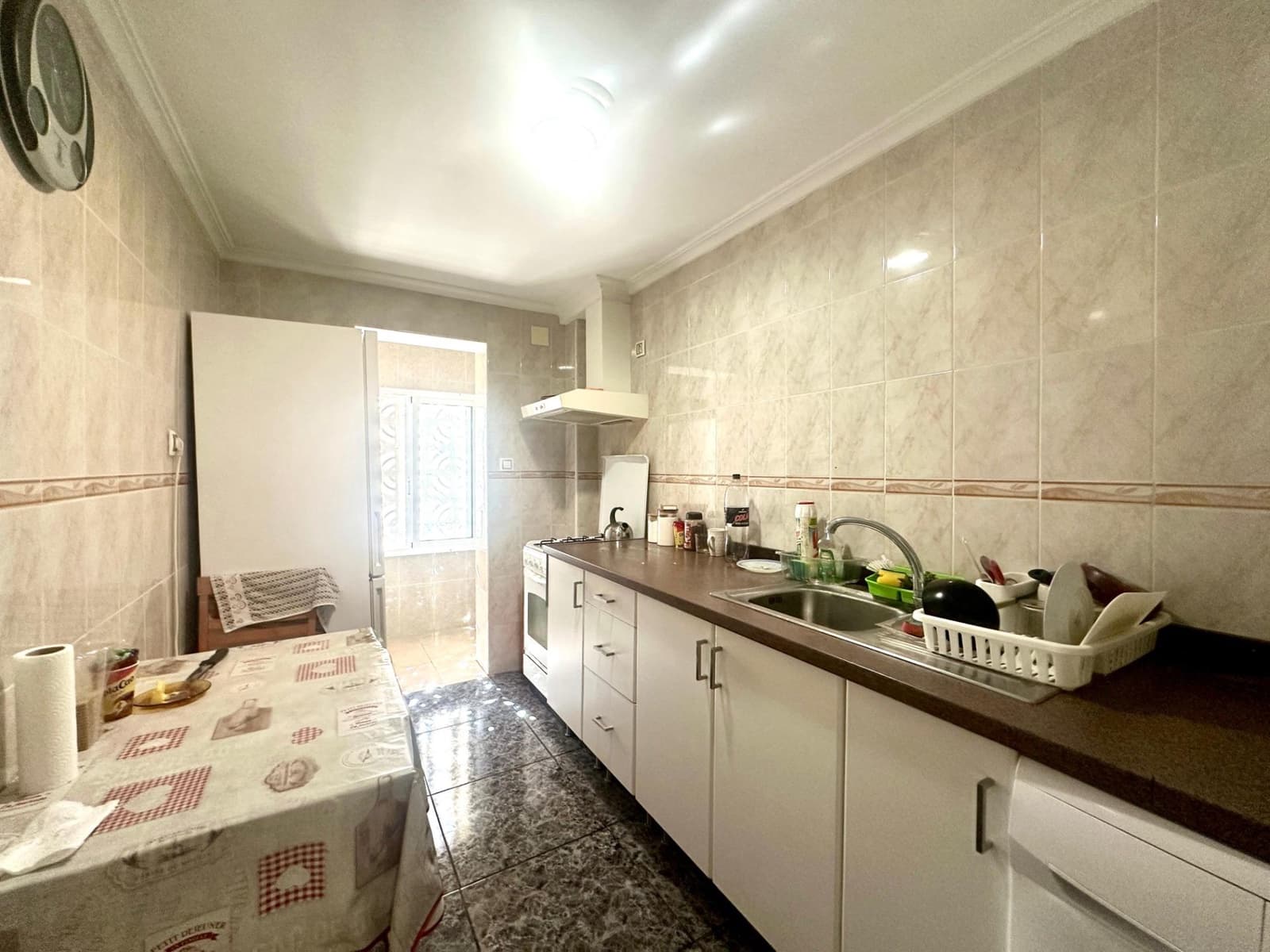 3 slaapkamer Flat te koop in Alicante stad - € 127.000 (Ref: 9865204)