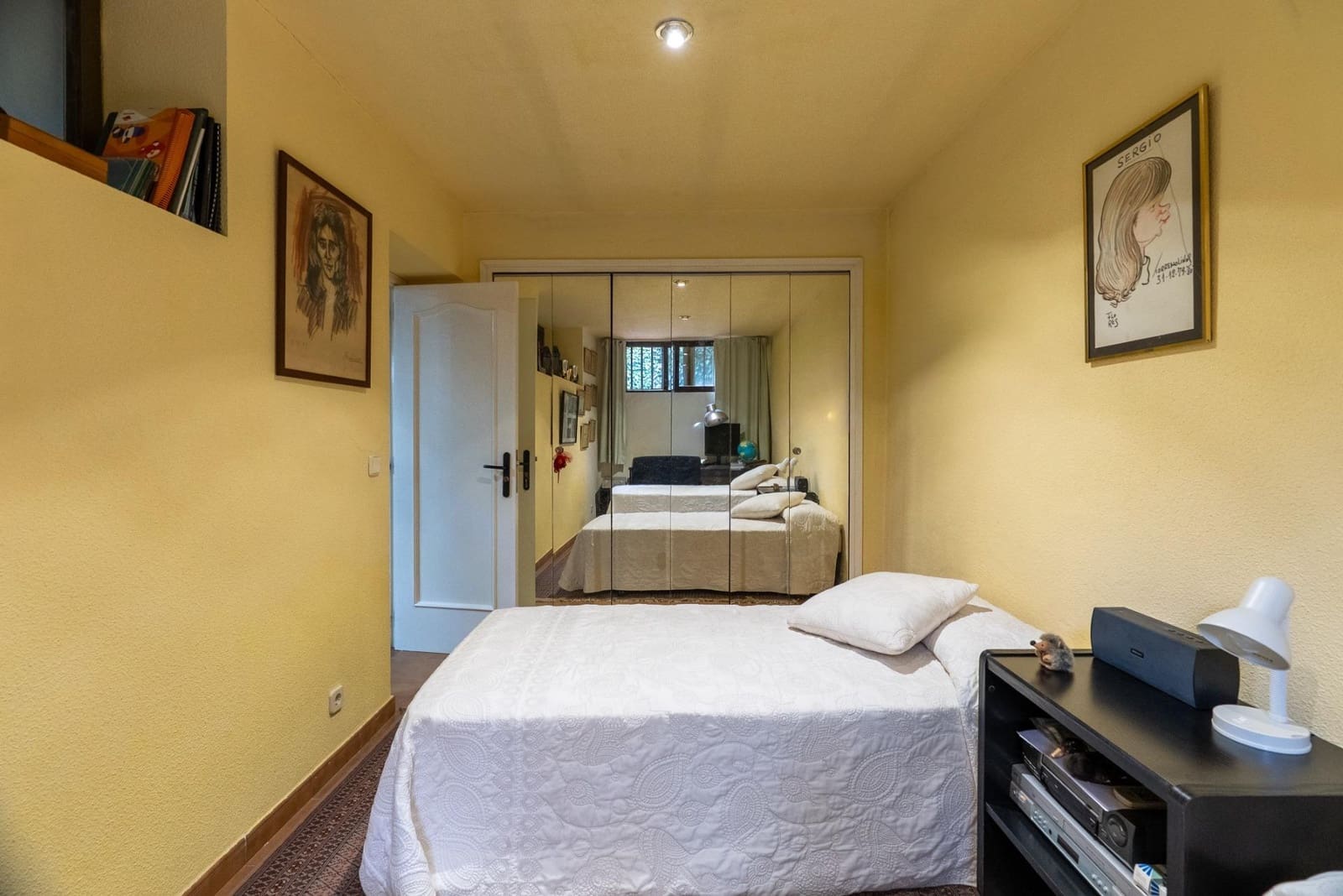 6 bedroom Semi-detached Villa for sale in Madrid city with pool garage - € 1,420,000 (Ref: 9867026)