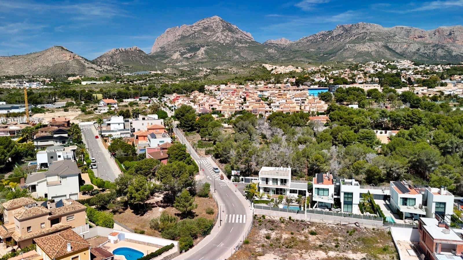 4 quarto Moradia para venda em La Nucia - 860 000 € (Ref: 9867027)