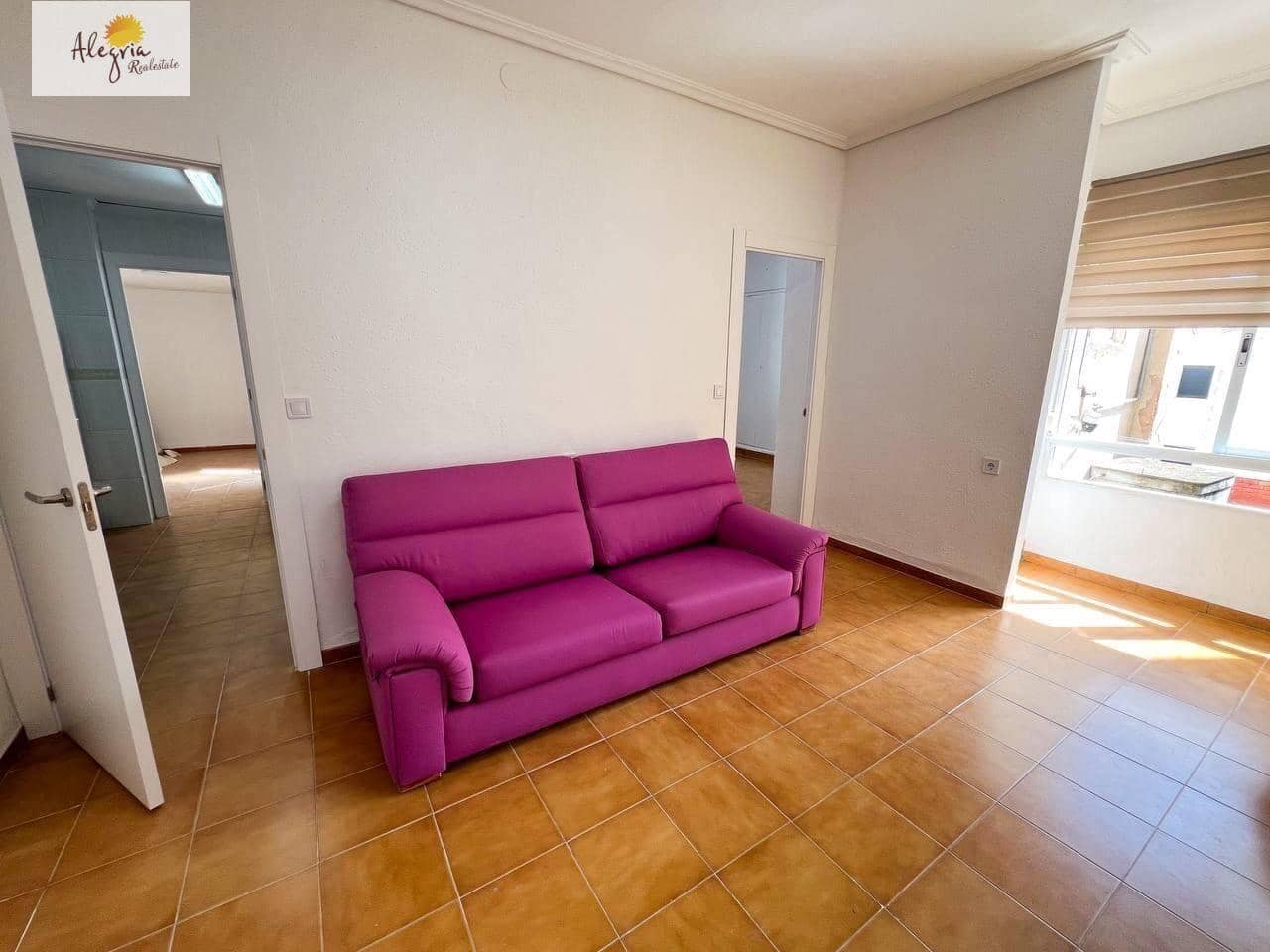 4 bedroom Apartment for sale in Sagunto / Sagunt - € 105,000 (Ref: 9868598)