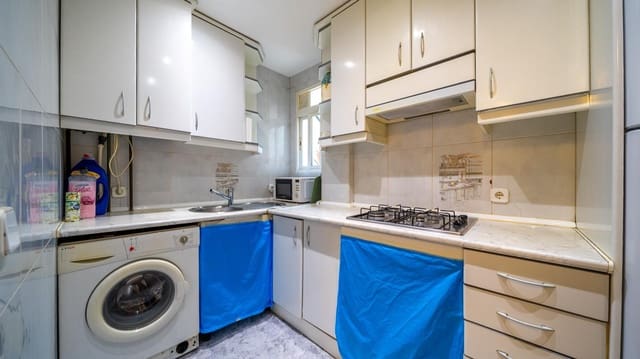 3 chambre Appartement à vendre à Alcorcón - 199 000 € (Ref: 9873502)