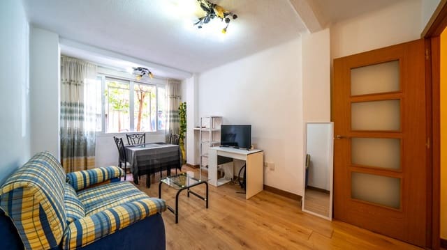3 chambre Appartement à vendre à Alcorcón - 199 000 € (Ref: 9873502)