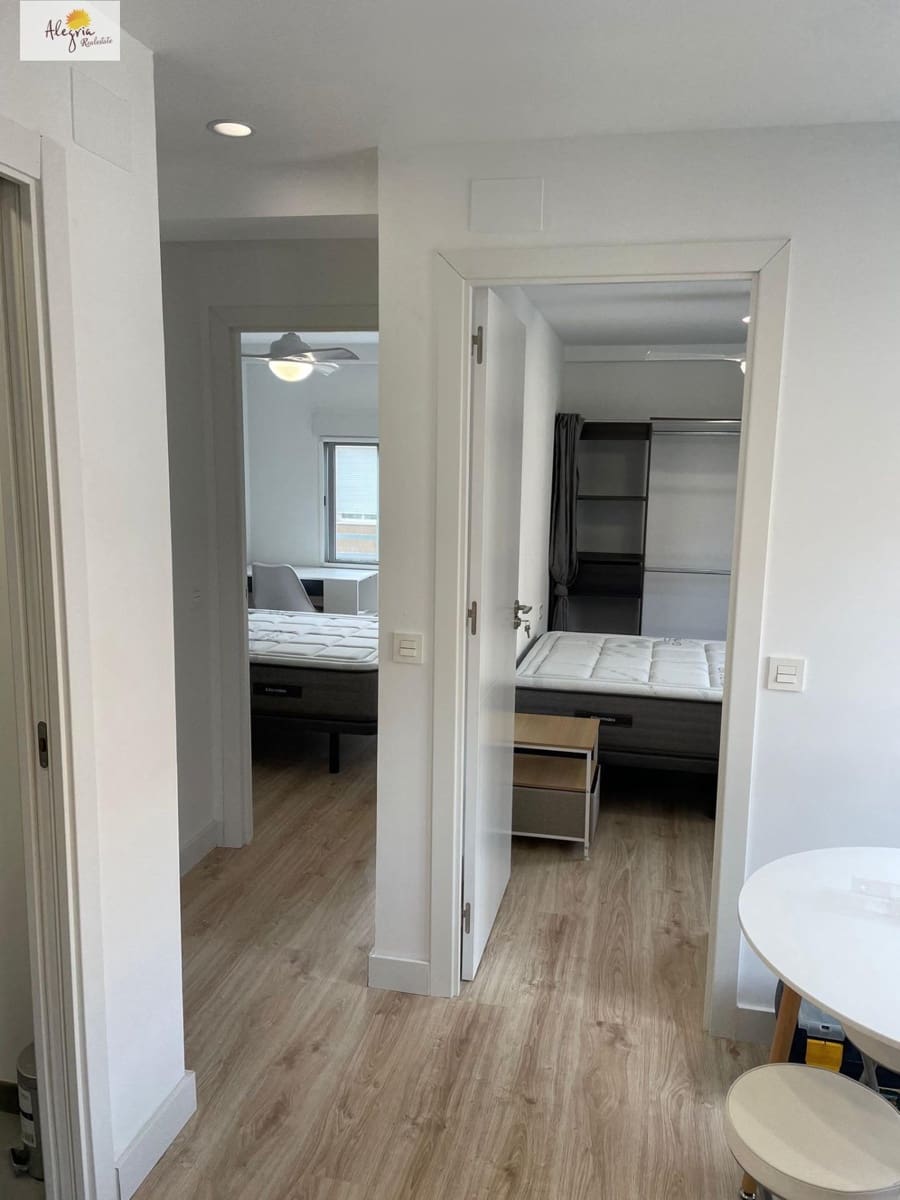 3 makuuhuone Huoneisto myytävänä paikassa Valencia kaupunki - 165 000 € (Ref: 9876432)