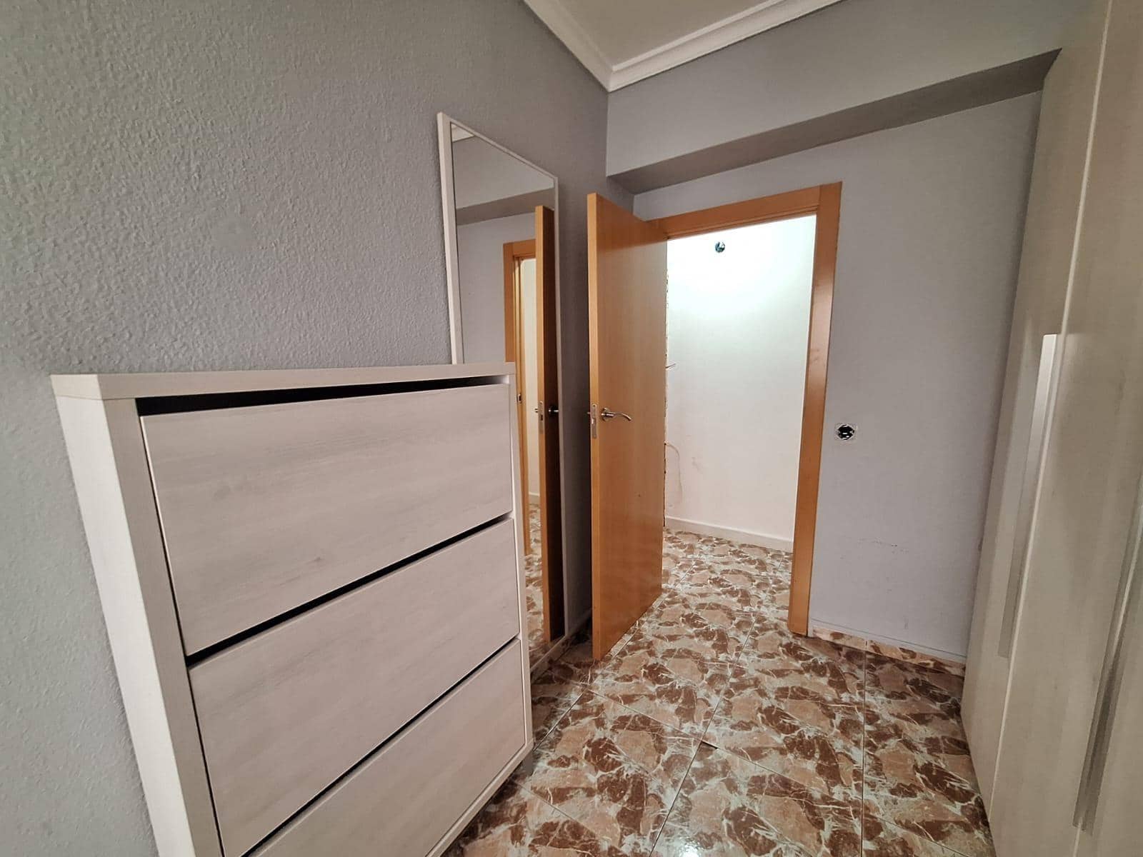 3 soverom Leilighet til salgs i Alicante by - € 155 000 (Ref: 9876433)