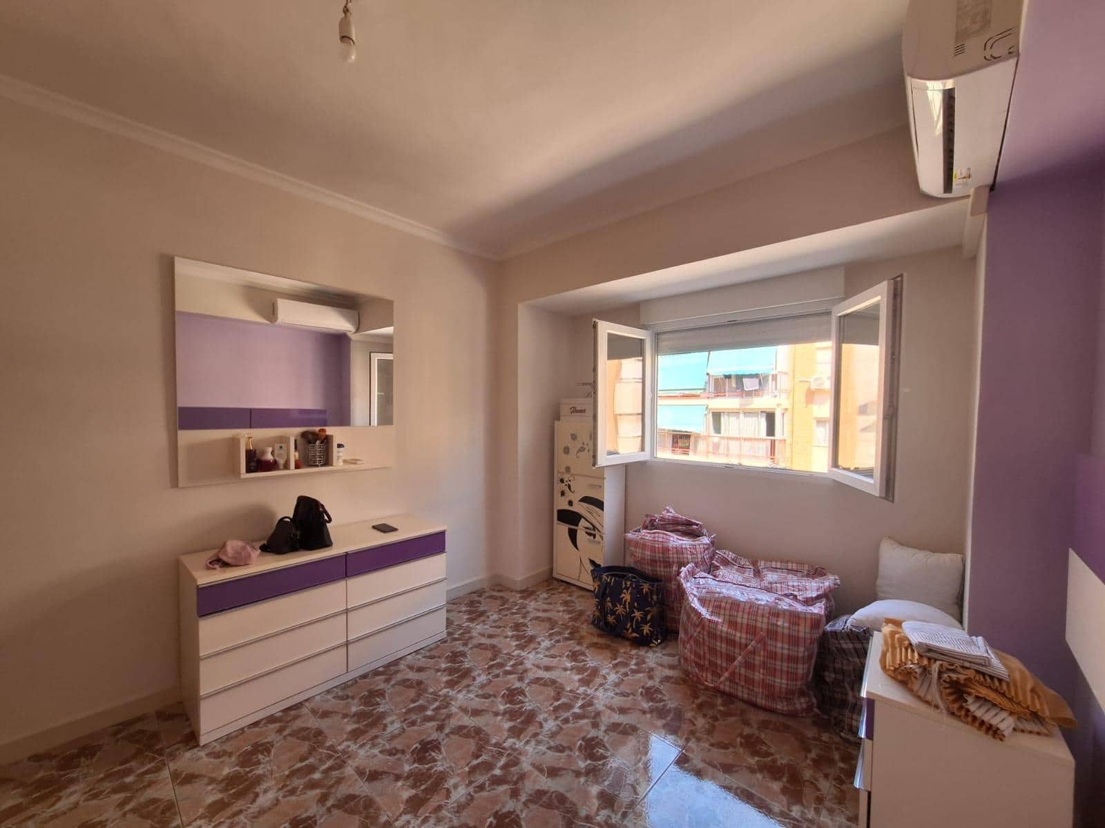 3 soverom Leilighet til salgs i Alicante by - € 155 000 (Ref: 9876433)