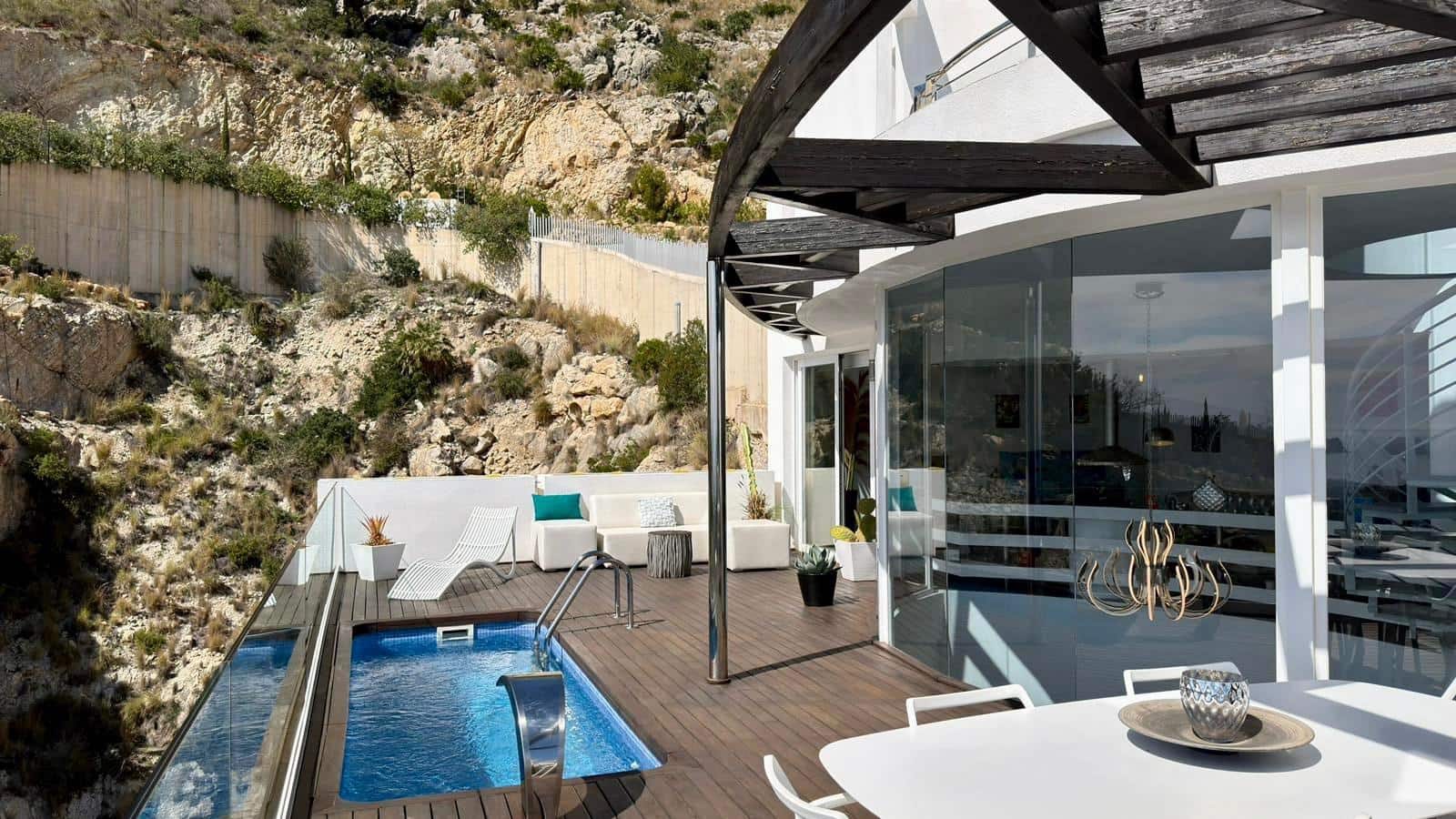 4 soveværelse Penthouse til salg i Altea med swimmingpool garage - € 849.000 (Ref: 9876434)