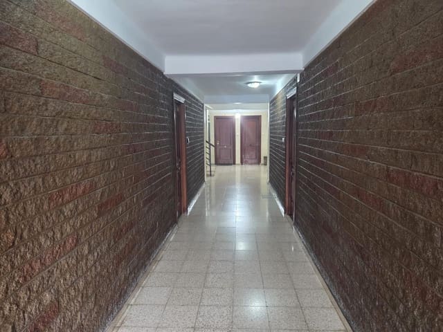 3 camera da letto Appartamento in vendita in Alicante città - 121.000 € (Rif: 9878878)