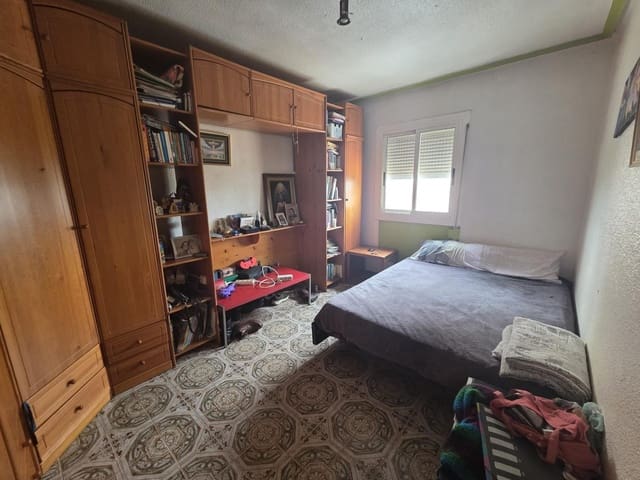 3 camera da letto Appartamento in vendita in Alicante città - 121.000 € (Rif: 9878878)