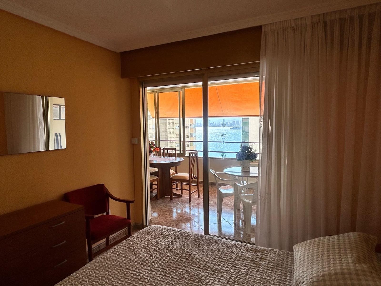 3 slaapkamer Flat te koop in Benidorm met zwembad - € 375.000 (Ref: 9881941)