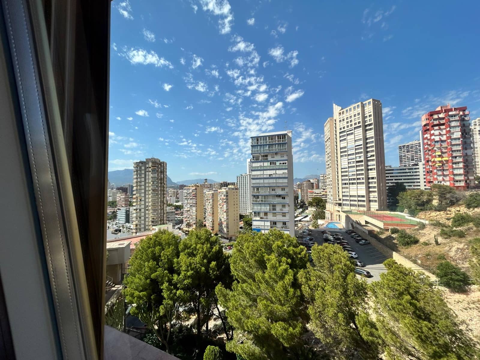 3 slaapkamer Flat te koop in Benidorm met zwembad - € 375.000 (Ref: 9881941)