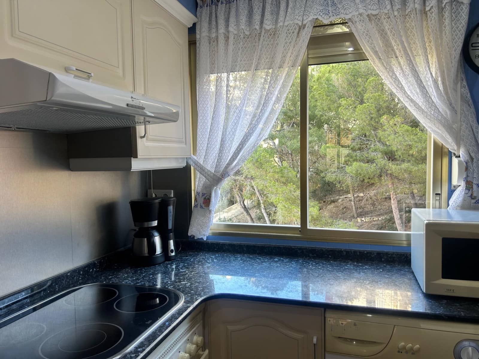 3 slaapkamer Flat te koop in Benidorm met zwembad - € 375.000 (Ref: 9881941)