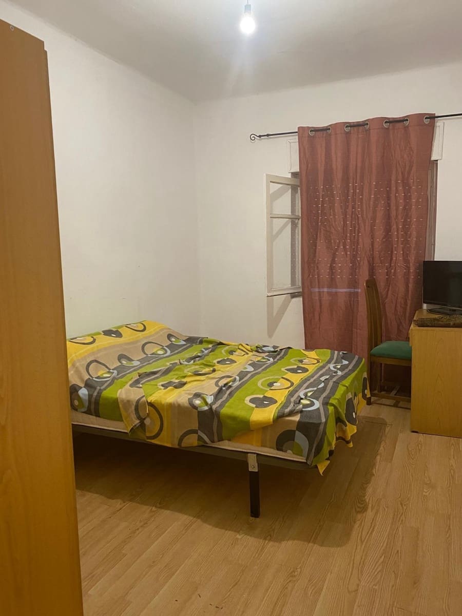 3 soveværelse Lejlighed til salg i Alicante by - € 151.000 (Ref: 9884810)