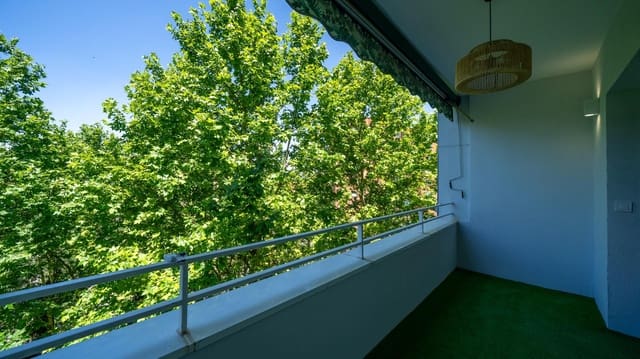 3 makuuhuone Asunto myytävänä paikassa Fuenlabrada - 297 999 € (Ref: 9893877)