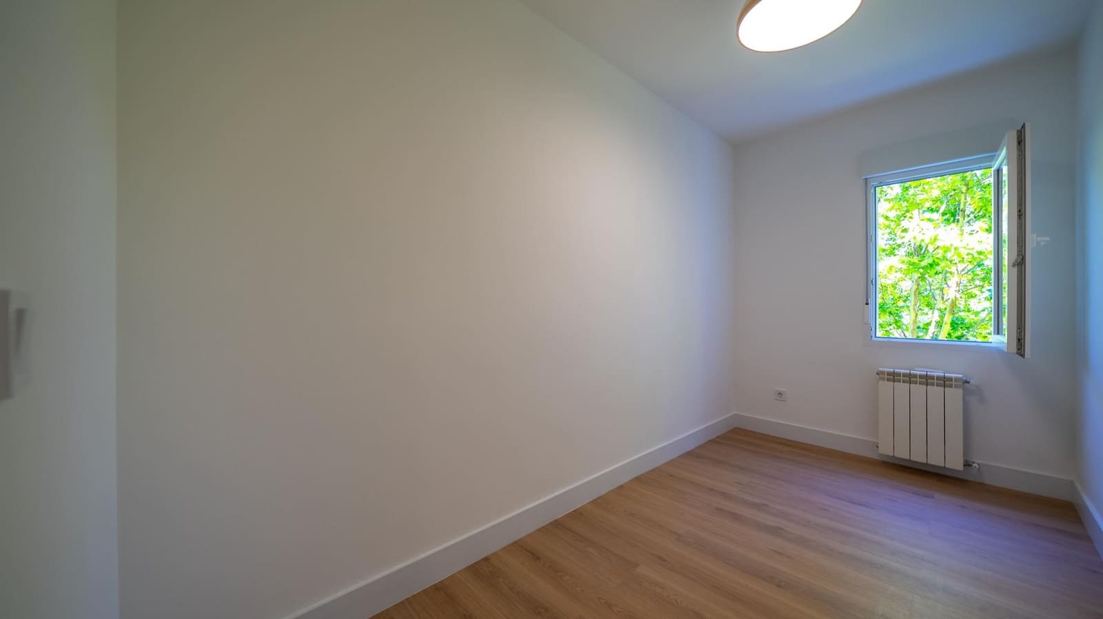 3 bedroom Flat for sale in Fuenlabrada - € 297,999 (Ref: 9893877)