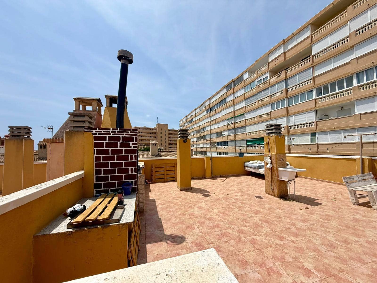 4 bedroom Penthouse for sale in Torrevieja - € 269,900 (Ref: 9893878)