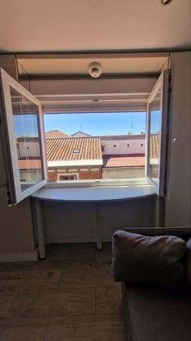 Studio til salgs i Justicia, Madrid by - € 240 000 (Ref: 9896339)