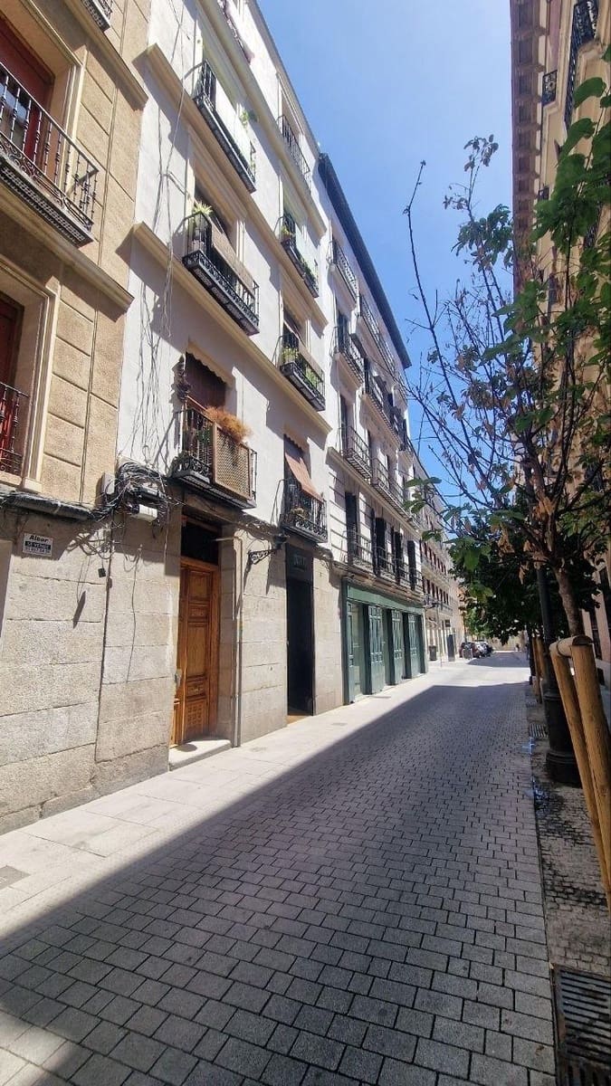 Studio til salgs i Madrid by - € 240 000 (Ref: 9896339)