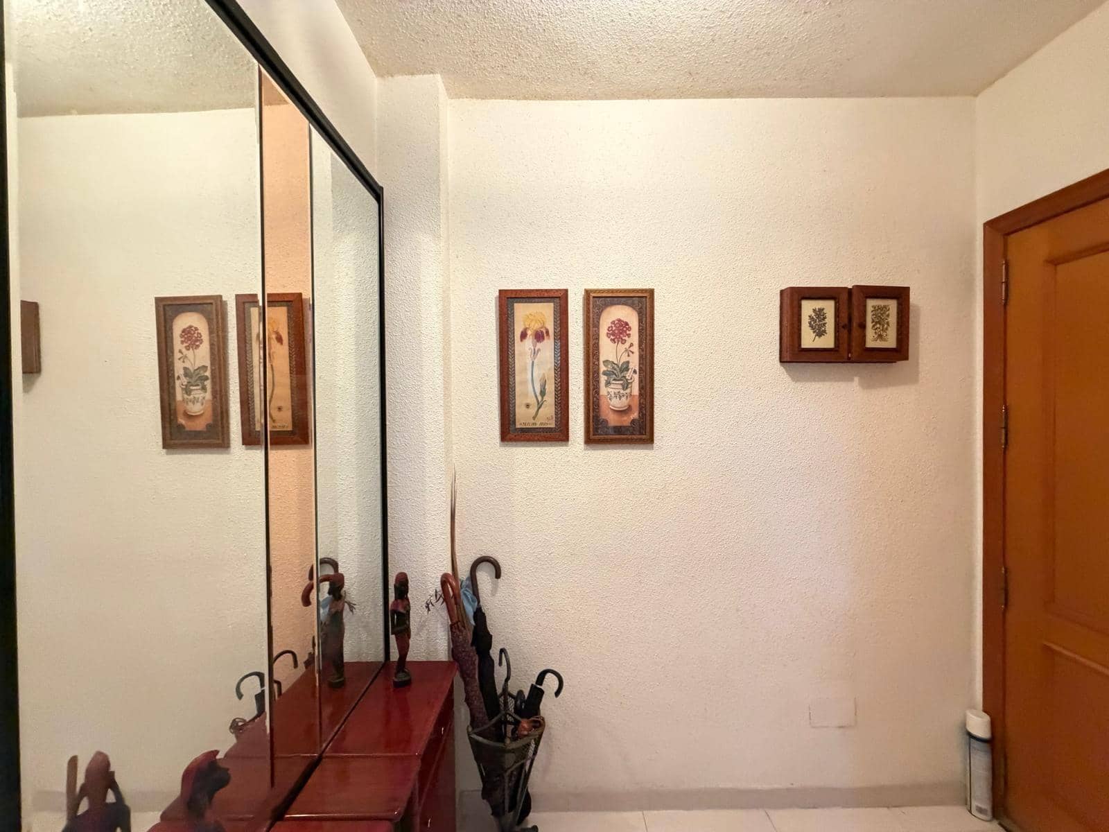2 Zimmer Apartment zu verkaufen in Torrevieja mit Garage - 169.900 € (Ref: 9896343)