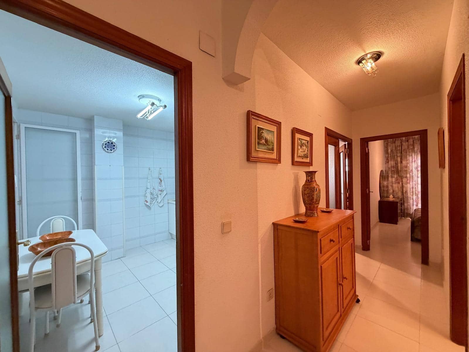 2 Zimmer Apartment zu verkaufen in Torrevieja mit Garage - 169.900 € (Ref: 9896343)