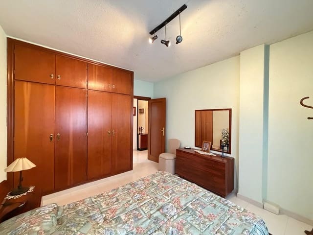 2 quarto Apartamento para venda em Playa del Cura, Torrevieja com garagem - 169 900 € (Ref: 9896343)
