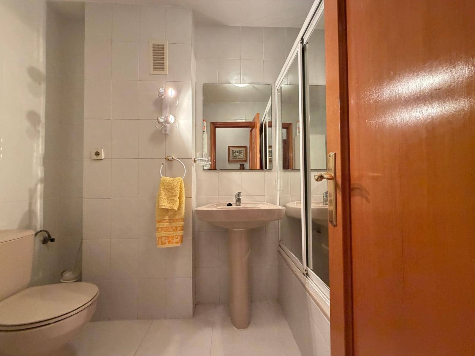 2 Zimmer Apartment zu verkaufen in Torrevieja mit Garage - 169.900 € (Ref: 9896343)