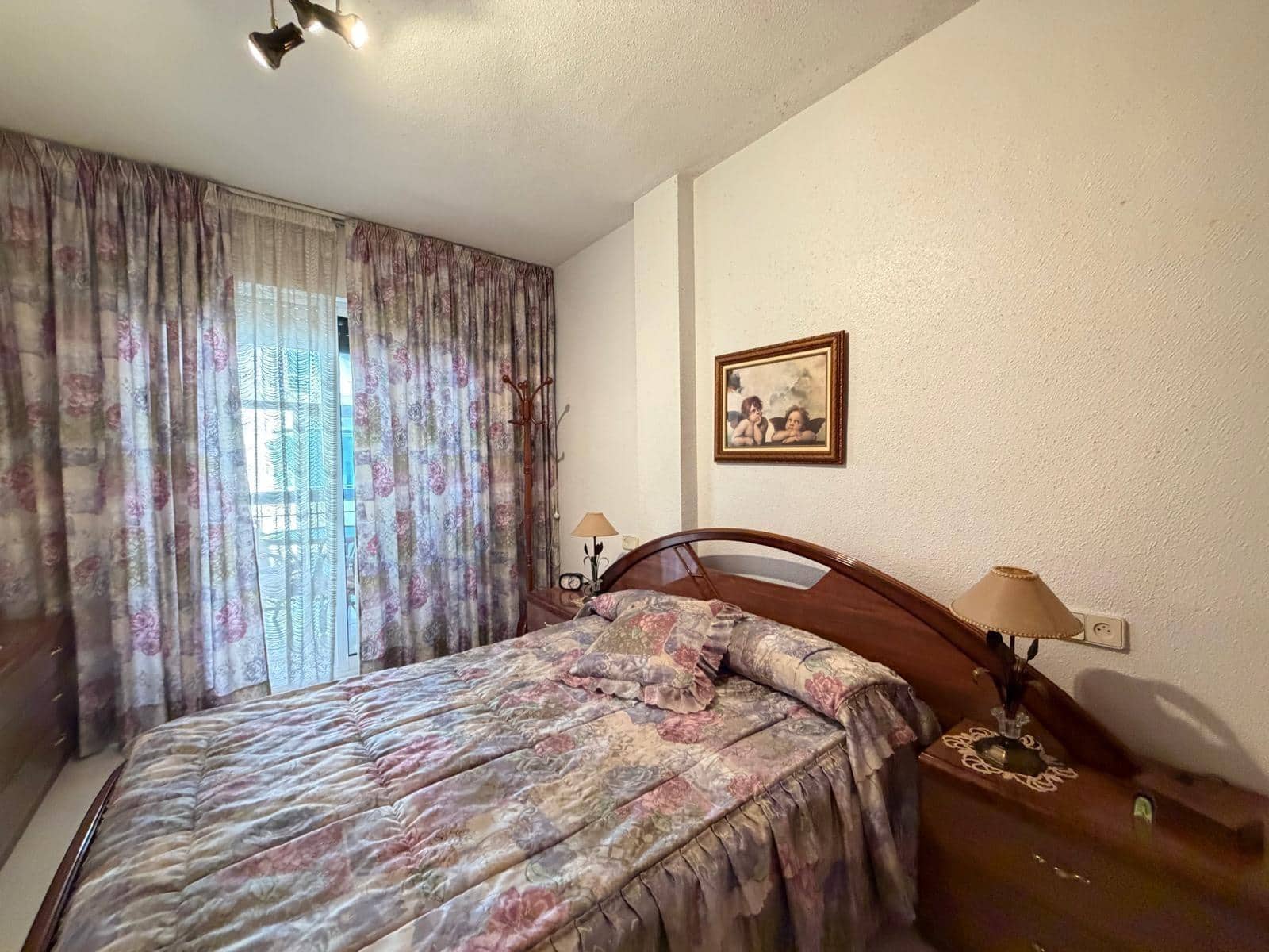 2 Zimmer Apartment zu verkaufen in Torrevieja mit Garage - 169.900 € (Ref: 9896343)