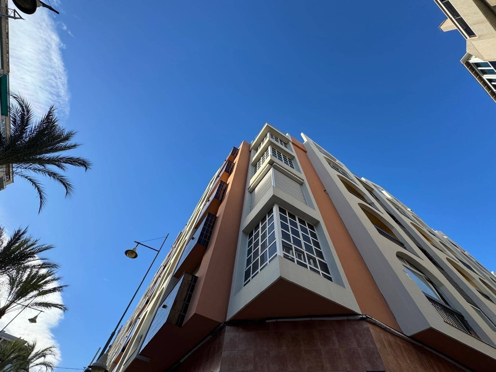 2 Zimmer Apartment zu verkaufen in Torrevieja mit Garage - 169.900 € (Ref: 9896343)