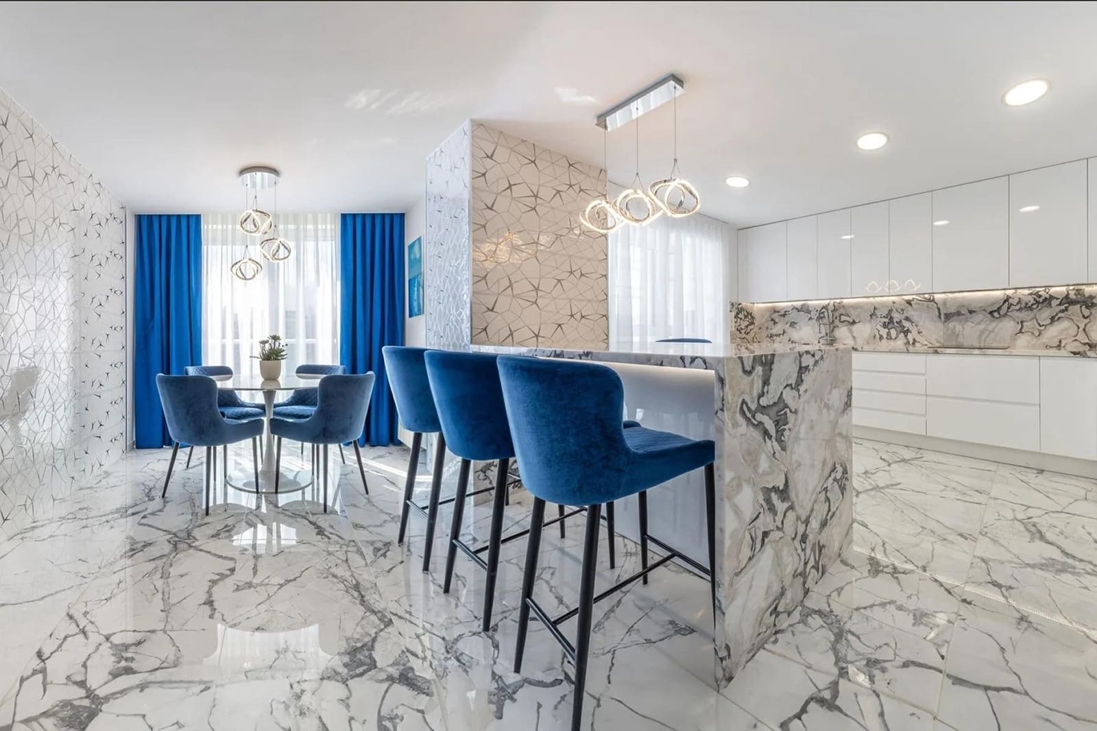 5 Zimmer Penthouse zu verkaufen in Playa de San Juan mit Pool Garage - 990.000 € (Ref: 9899186)