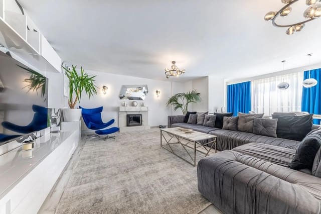 5 makuuhuone Kattohuoneisto myytävänä paikassa Playa de San Juan, Alicante kaupunki mukana uima-altaan 
autotalli - 990 000 € (Ref: 9899186)