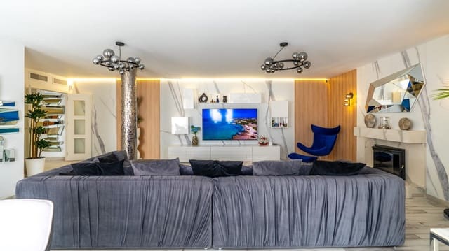5 bedroom Penthouse for sale in Playa de San Juan, Alicante / Alacant city with pool garage - € 990,000 (Ref: 9899186)