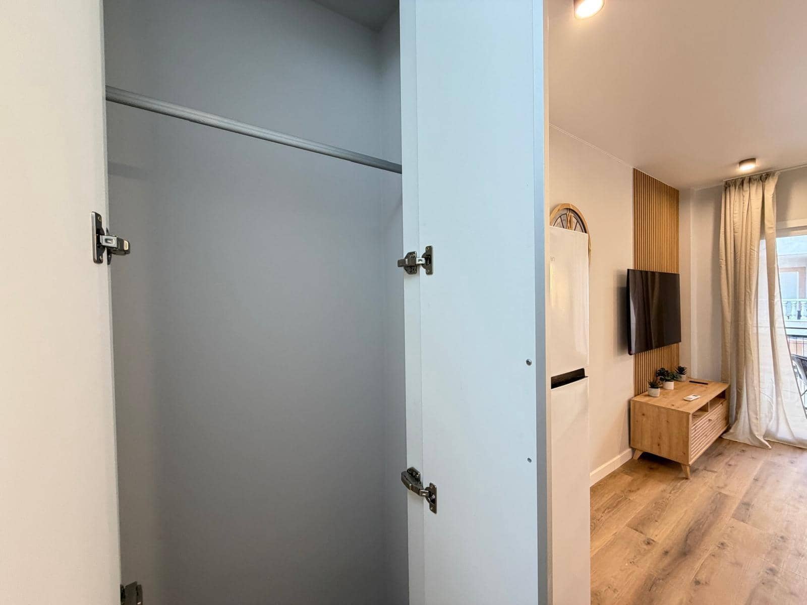 Studio na sprzedaż w Torrevieja - 95 000 € (Ref: 9899187)