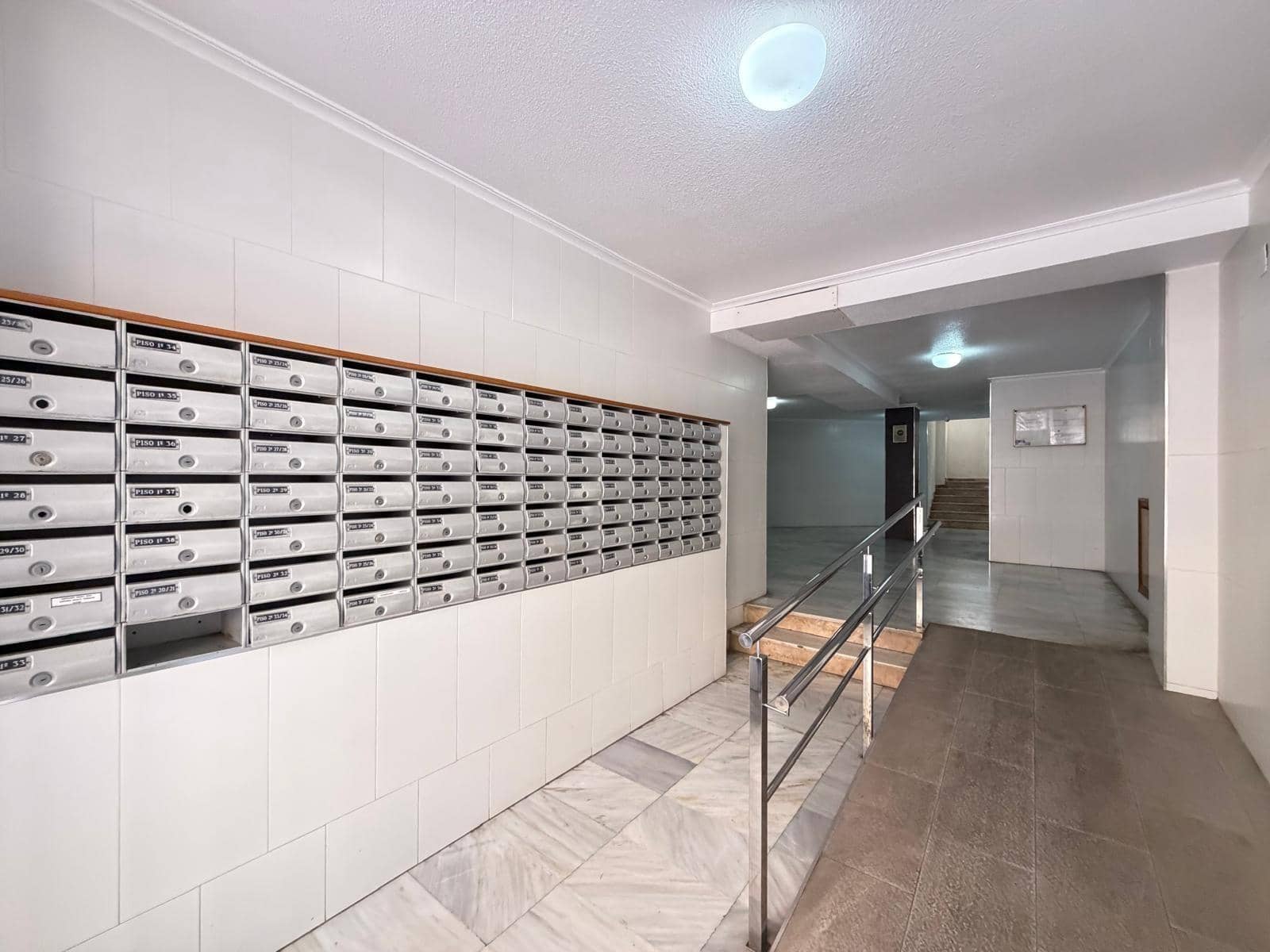 Studio na sprzedaż w Torrevieja - 95 000 € (Ref: 9899187)