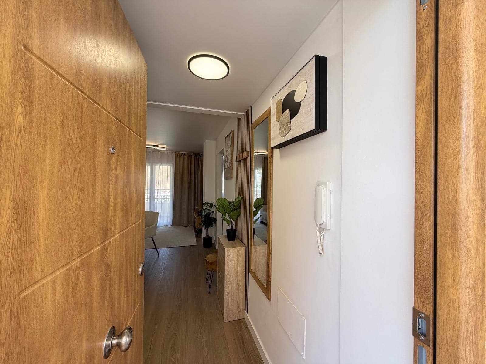 Apartamento de 2 habitaciones en Torrevieja en venta con piscina - 169.900 € (Ref: 9900365)