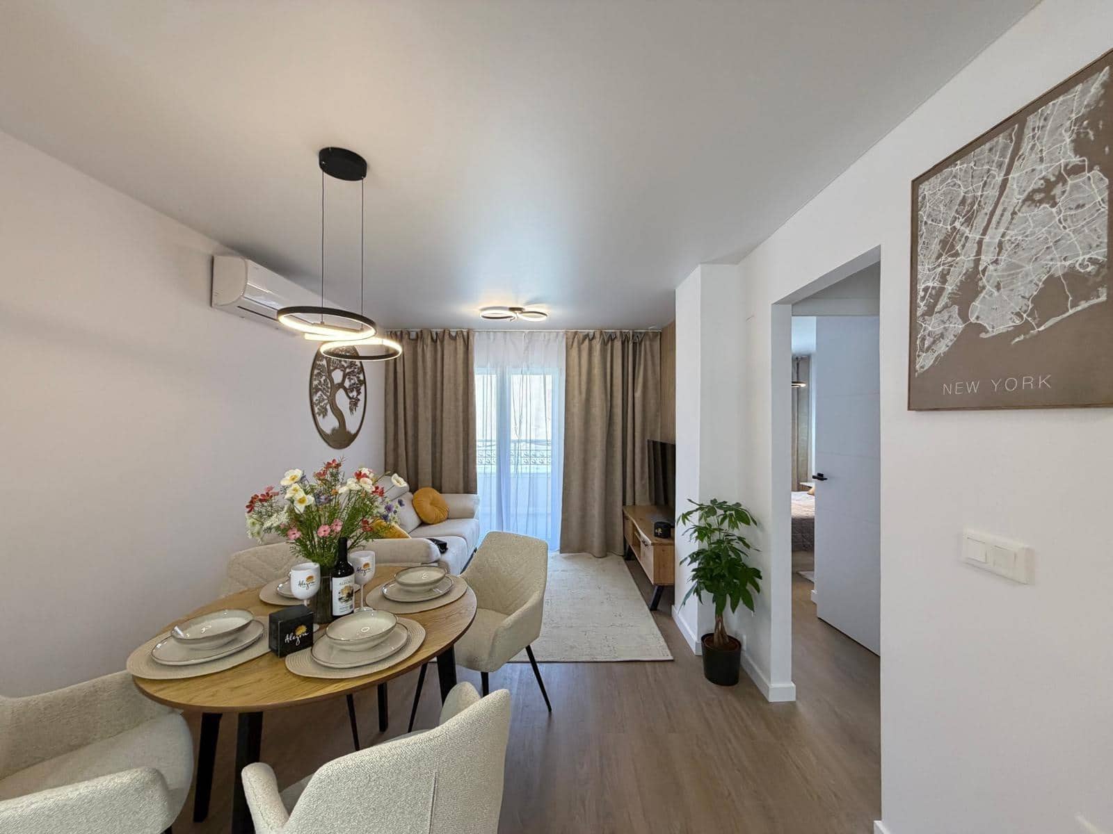 Apartamento de 2 habitaciones en Torrevieja en venta con piscina - 169.900 € (Ref: 9900365)