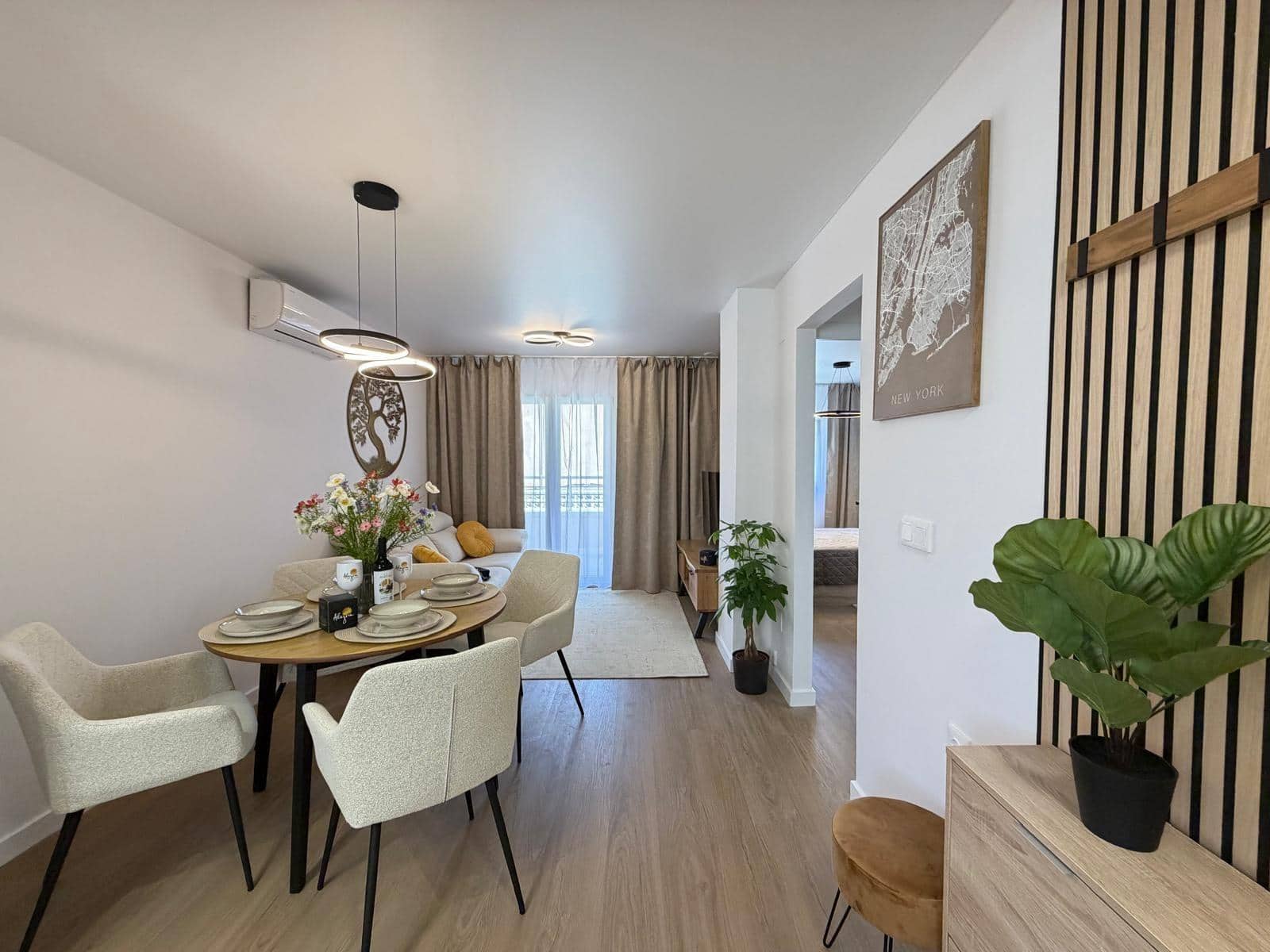 Apartamento de 2 habitaciones en Torrevieja en venta con piscina - 169.900 € (Ref: 9900365)