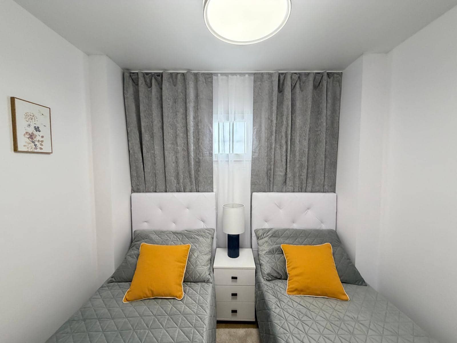 Apartamento de 2 habitaciones en Torrevieja en venta con piscina - 169.900 € (Ref: 9900365)