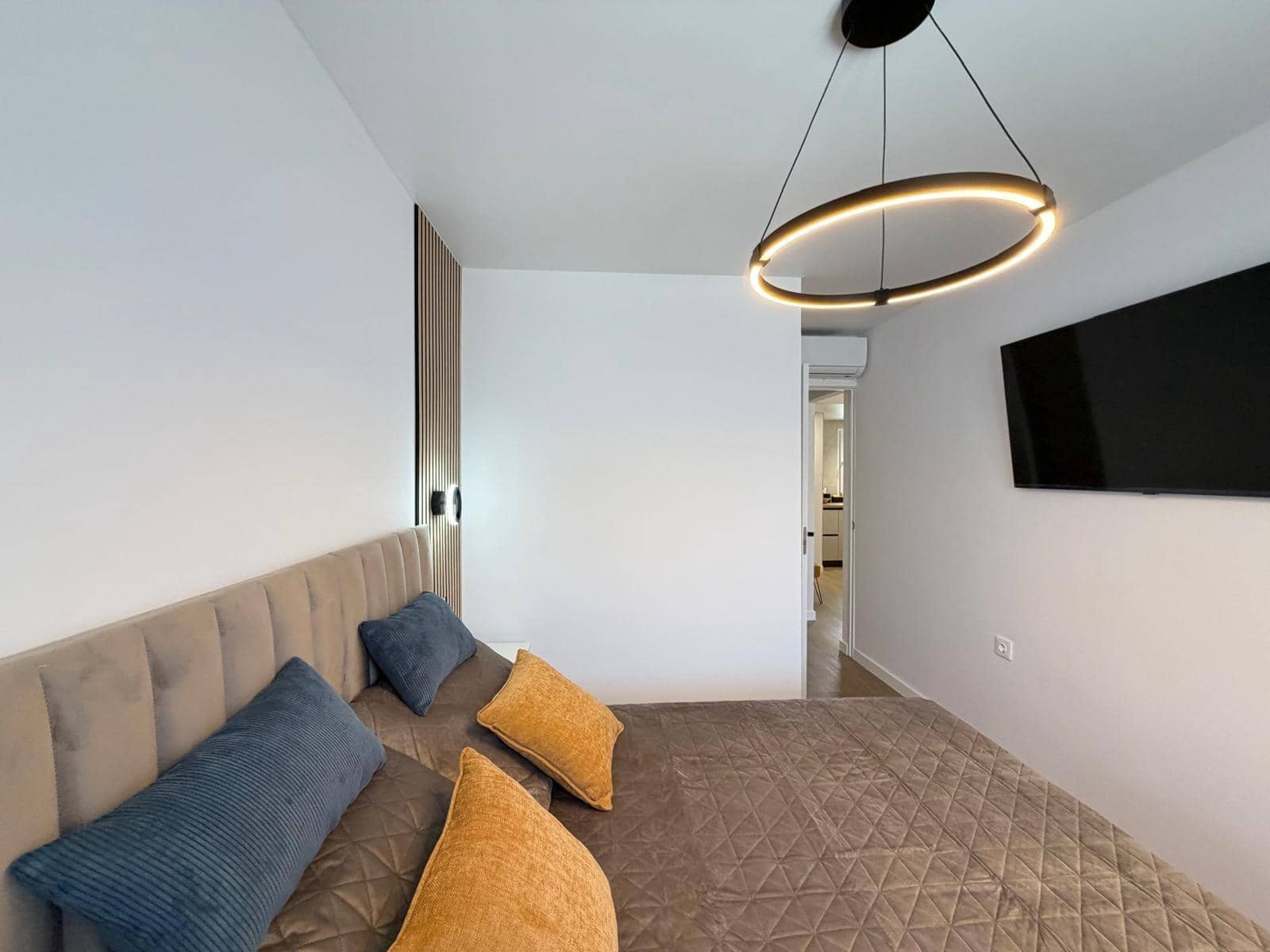 Apartamento de 2 habitaciones en Torrevieja en venta con piscina - 169.900 € (Ref: 9900365)
