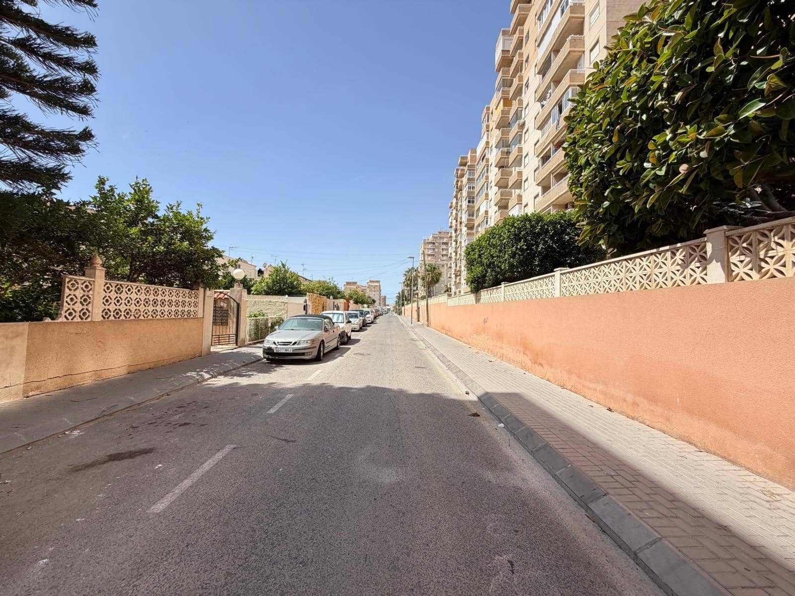 Apartamento de 2 habitaciones en Torrevieja en venta con piscina - 169.900 € (Ref: 9900365)