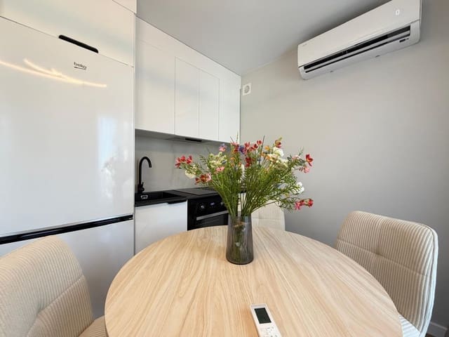Apartamento de 1 habitación en San Miguel de Salinas en venta con piscina - 125.000 € (Ref: 9903936)