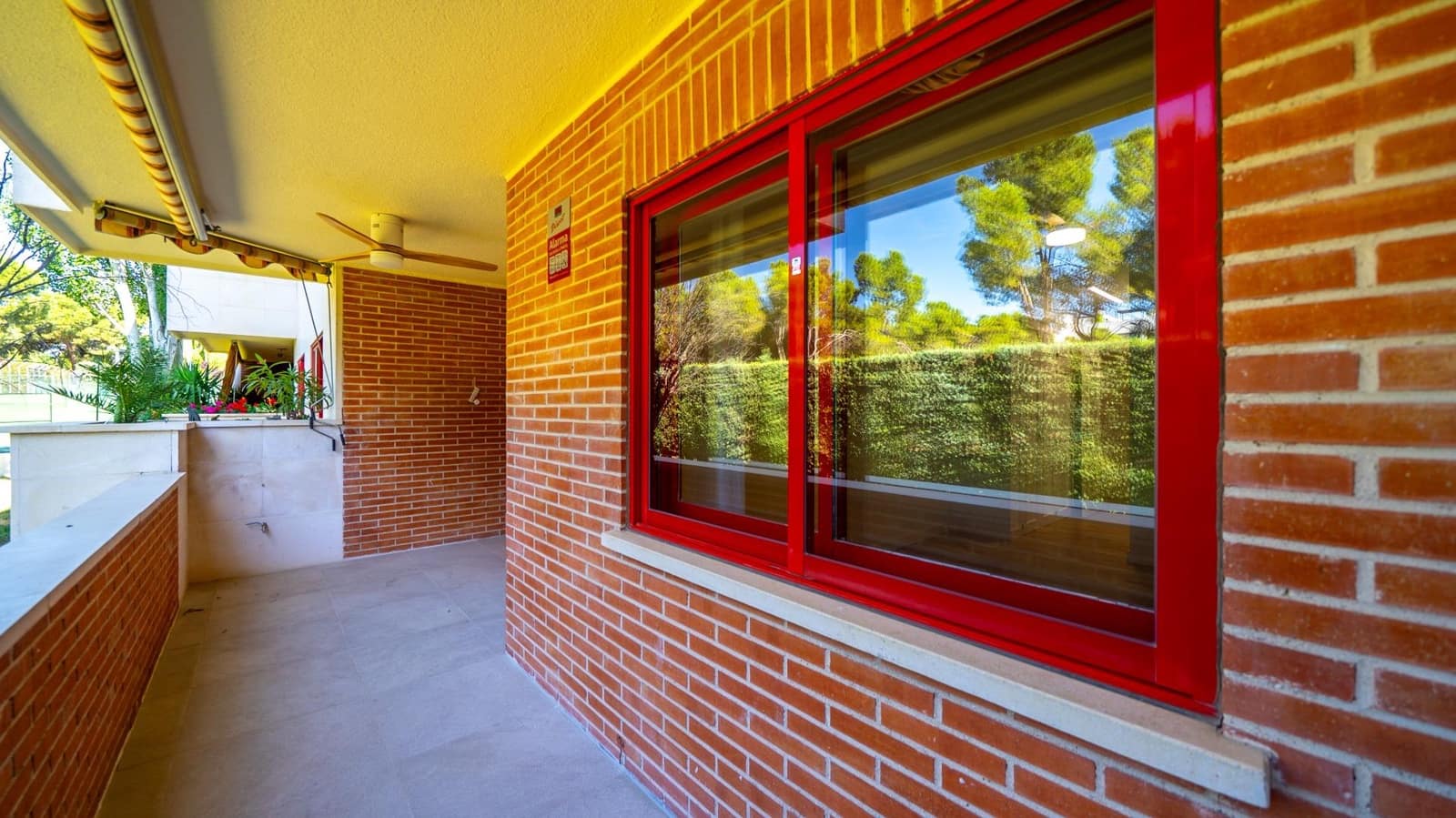 4 bedroom Flat for sale in Pozuelo de Alarcon with pool garage - € 1,249,000 (Ref: 9911066)