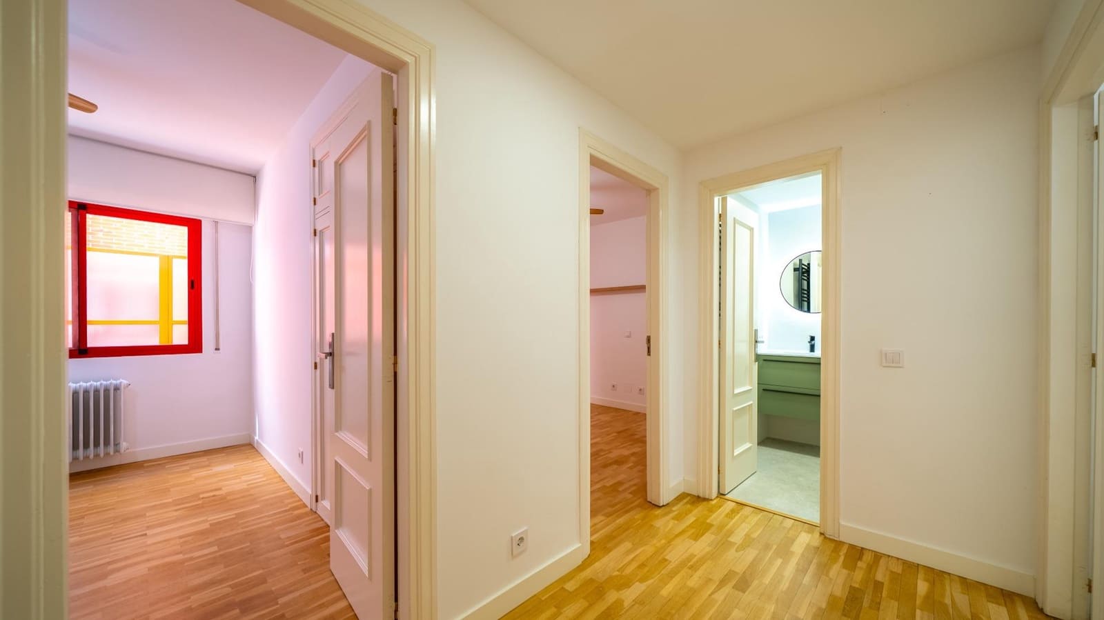 4 bedroom Flat for sale in Pozuelo de Alarcon with pool garage - € 1,249,000 (Ref: 9911066)