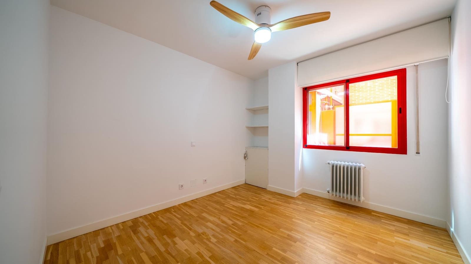 4 bedroom Flat for sale in Pozuelo de Alarcon with pool garage - € 1,249,000 (Ref: 9911066)