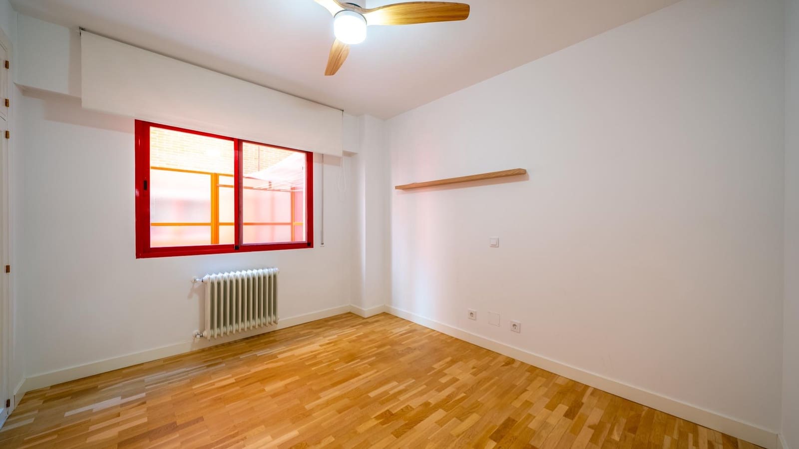 4 bedroom Flat for sale in Pozuelo de Alarcon with pool garage - € 1,249,000 (Ref: 9911066)