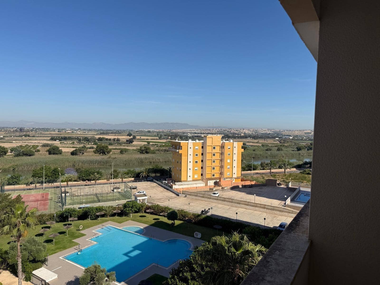 2 quarto Apartamento para venda em Guardamar del Segura com piscina - 250 000 € (Ref: 9911068)