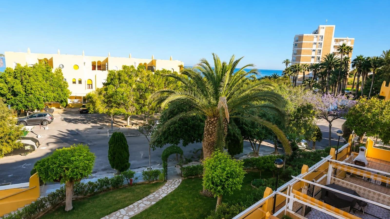 3 soverom Rekkehus til salgs i El Campello med svømmebasseng - € 284 900 (Ref: 9913171)