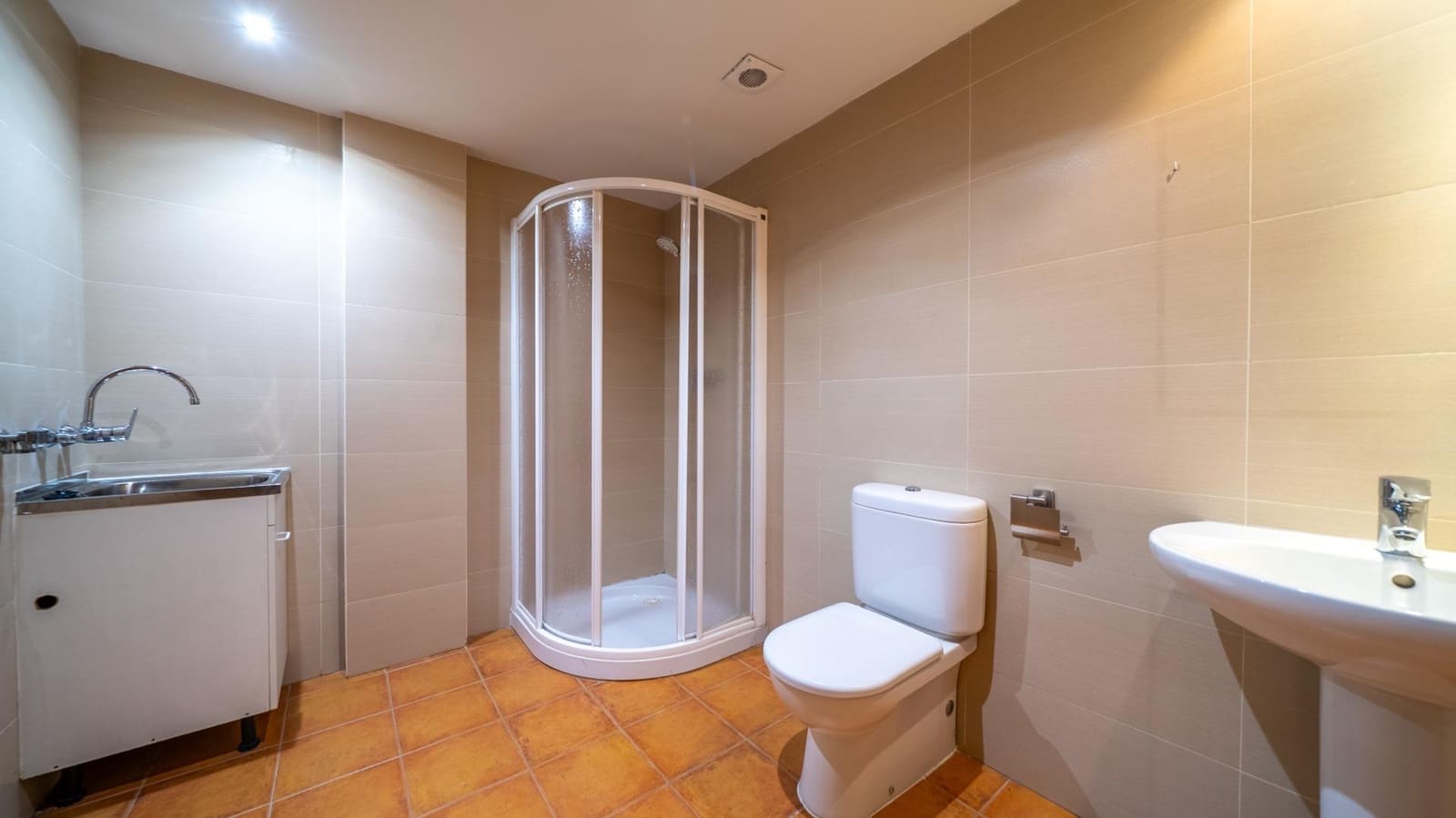 3 bedroom Villa for sale in Pozuelo de Alarcon with pool garage - € 1,450,000 (Ref: 9913172)