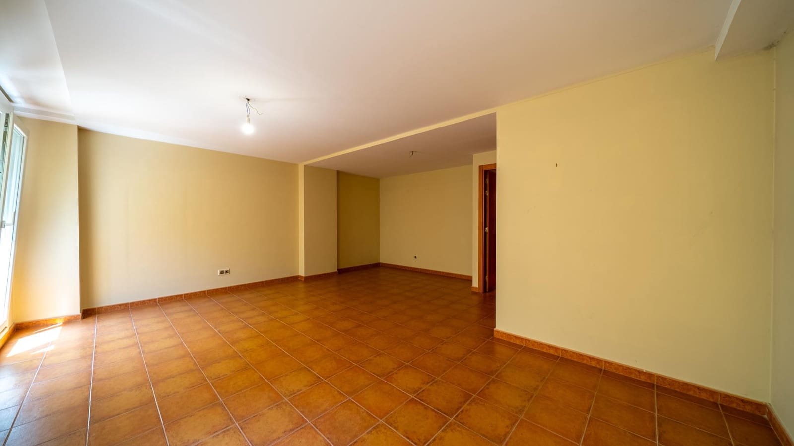 3 bedroom Villa for sale in Pozuelo de Alarcon with pool garage - € 1,450,000 (Ref: 9913172)