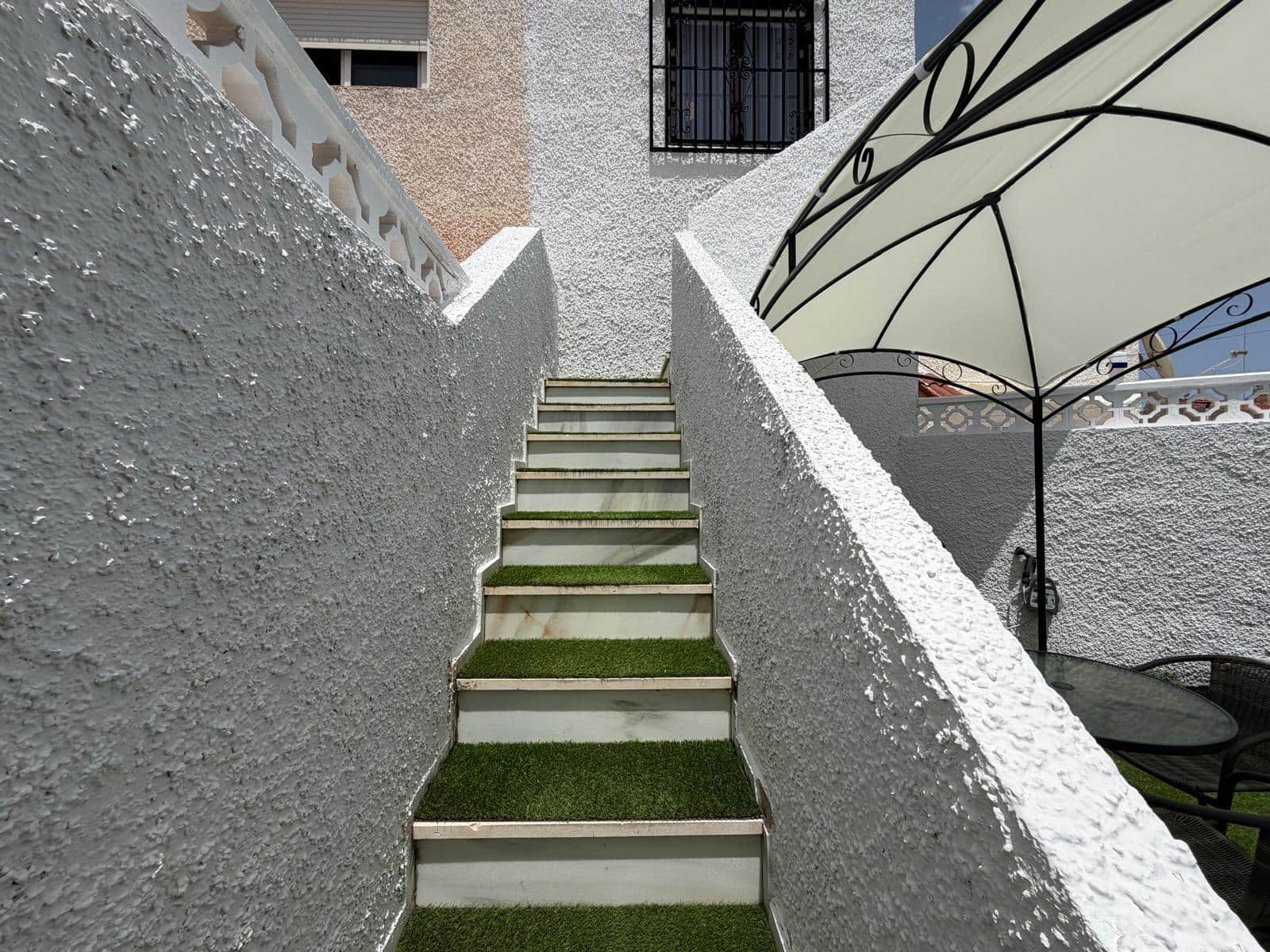 2 slaapkamer Bungalow te koop in El Limonar - € 115.000 (Ref: 9913174)
