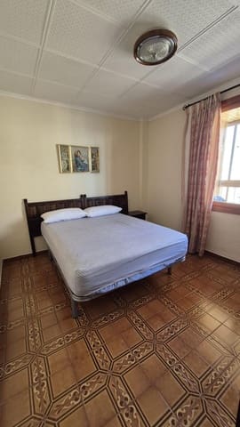 Apartamento de 3 habitaciones en Playa del Acequión, Torrevieja en venta con piscina - 199.000 € (Ref: 9913176)