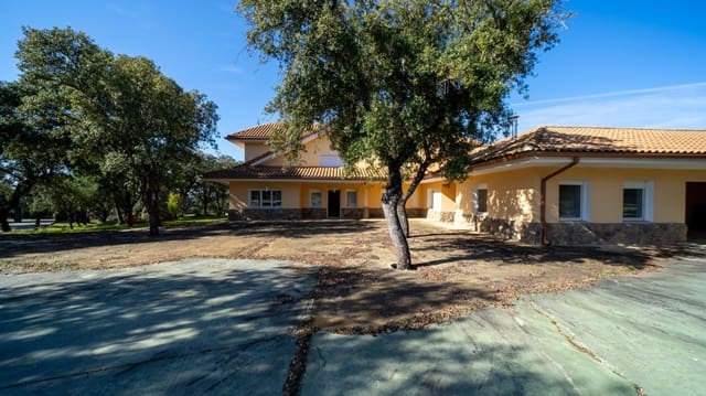 8 chambre Finca/Maison de Campagne à vendre à Colmenarejo avec piscine garage - 1 595 000 € (Ref: 9913177)